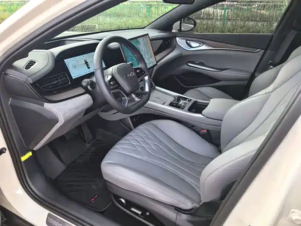 BYD Seal 2024, фото 5