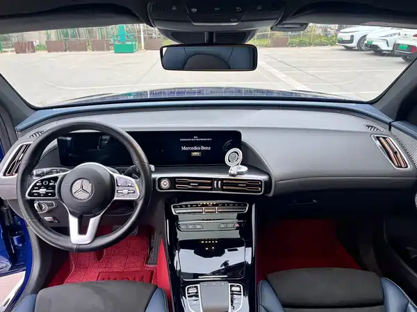 Mercedes-Benz EQC 2021, фото 19