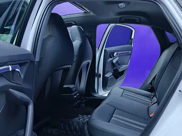 Audi A3 2023, фото 10
