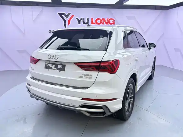 Audi Q3 2022, фото 6