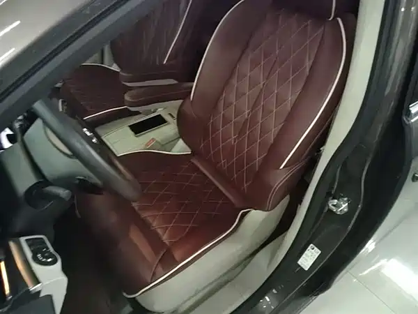 Buick GL8 2023, фото 14