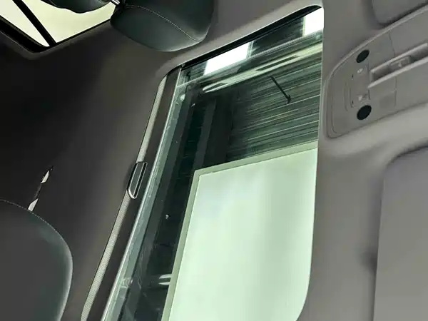 Audi Q2L 2022, фото 10