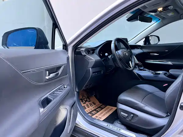 Toyota Venza 2022, фото 7