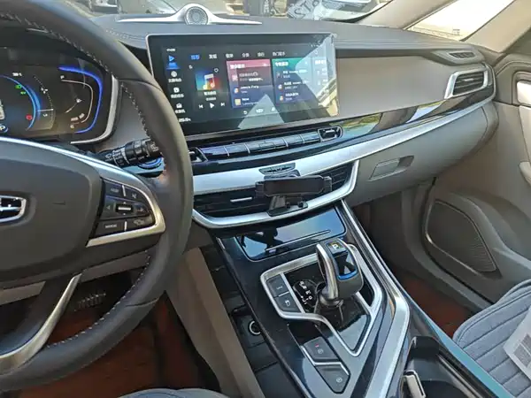 Geely Jiaji PHEV 2021, фото 12