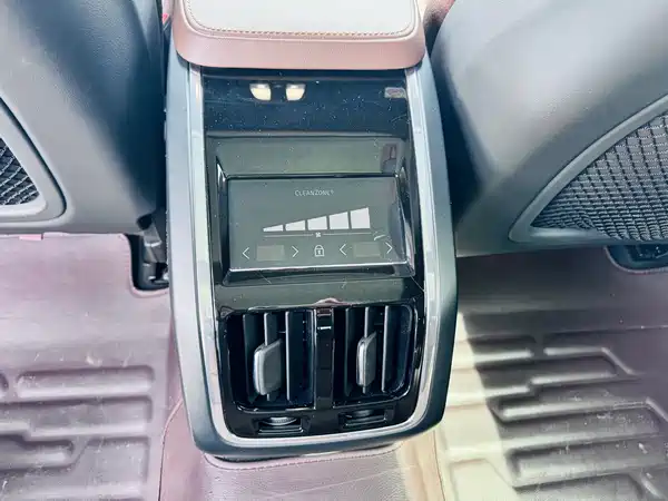 Volvo S90 2023, фото 13