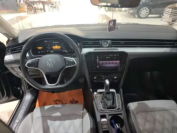 Volkswagen Magotan 2023, фото 9