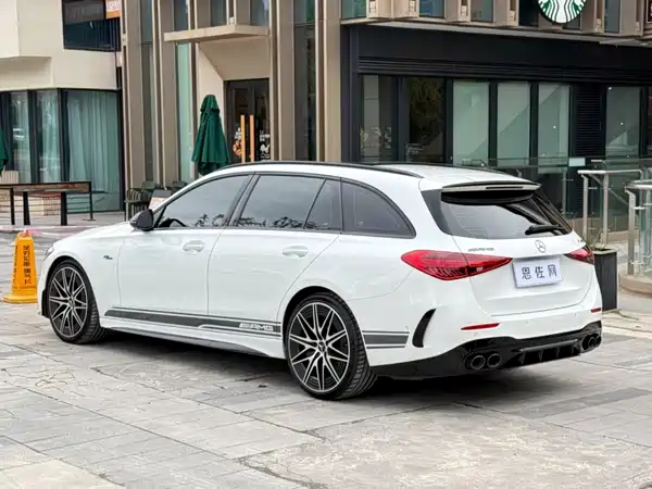 Mercedes-Benz C-Class AMG 2024, фото 23