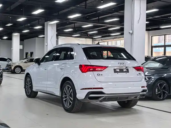 Audi Q3 2023, фото 24