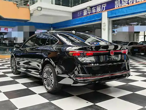 Volkswagen Magotan 2024, фото 4