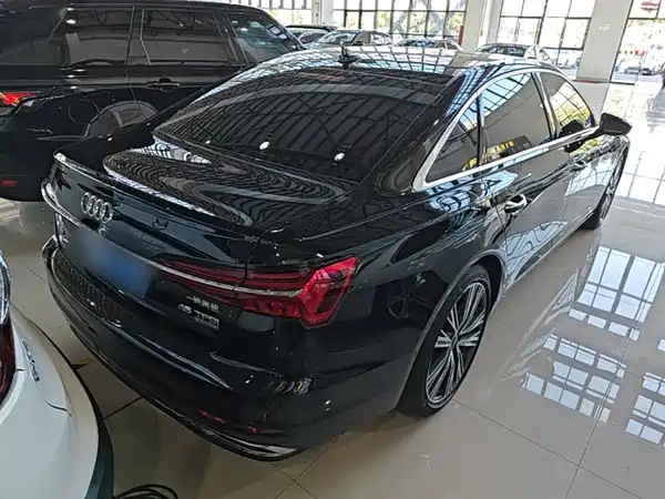 Audi A6L 2024, фото 6