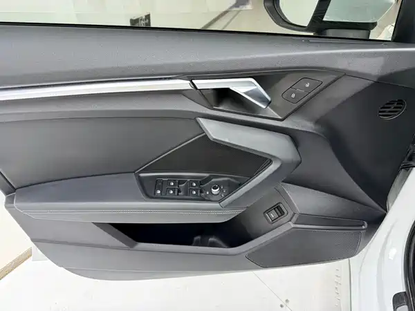 Audi A3 2022, фото 11