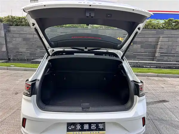 Volkswagen T-ROC 2024, фото 13