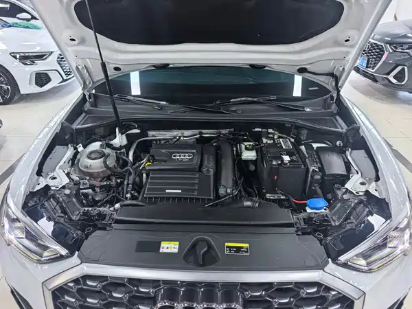 Audi Q3 Sportback 2022, фото 20