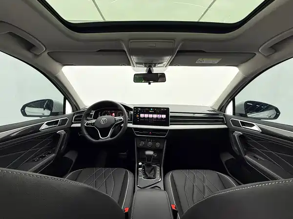 Volkswagen Tiguan L 2023, фото 9