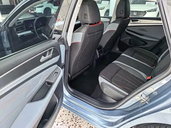 Volkswagen Lamando 2022, фото 9