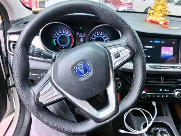 Changan Eado EV 2022, фото 10
