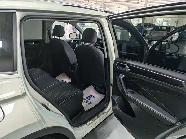 Volkswagen Tiguan L 2022, фото 14