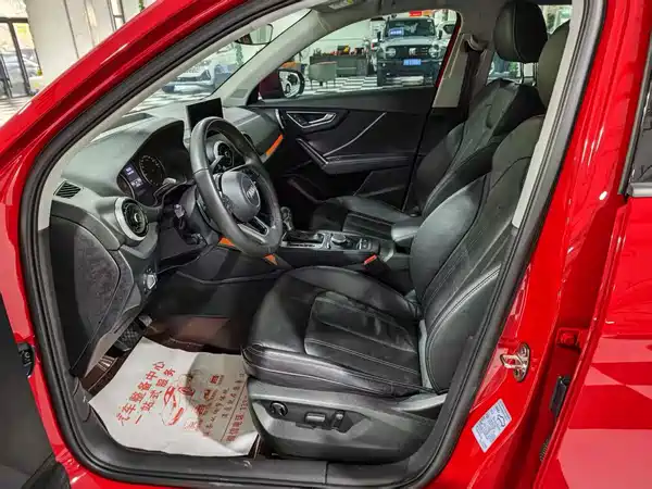Audi Q2L 2022, фото 8