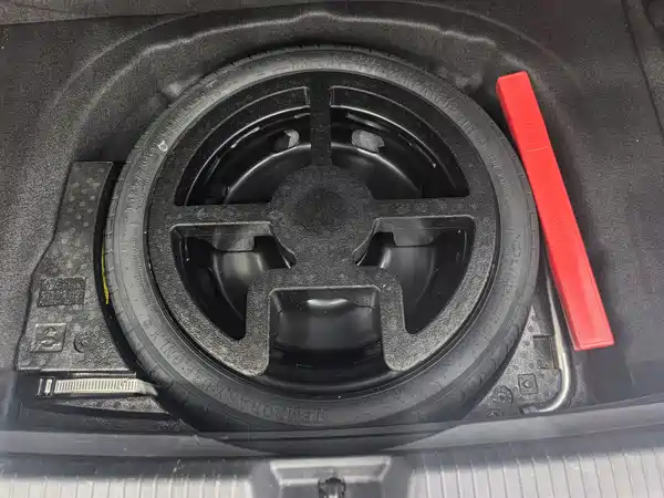 Volkswagen Golf 2023, фото 13