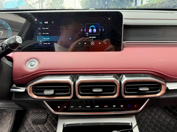 Jetour X70 PLUS 2025, фото 10