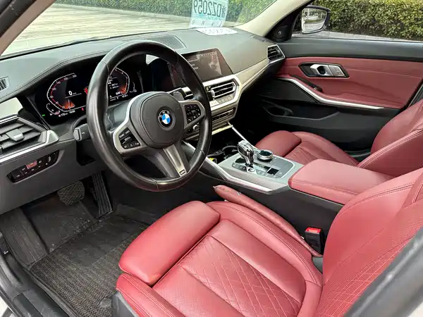 BMW 3 Series 2022, фото 9