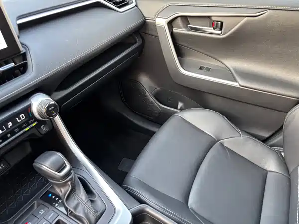 Toyota Wildlander 2022, фото 8