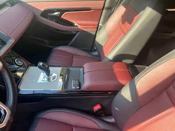 Land Rover Range Rover Evoque PHEV 2022, фото 14