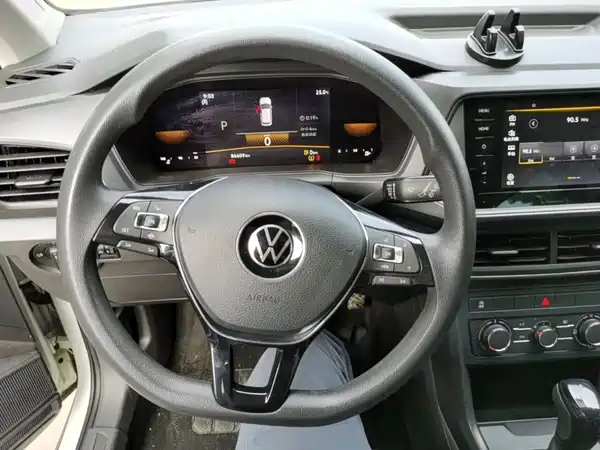 Volkswagen T-Cross 2023, фото 10