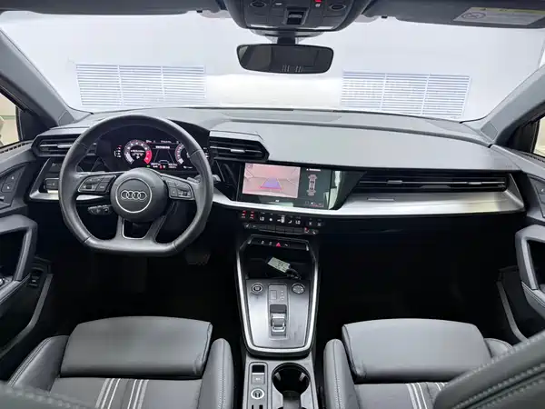 Audi A3 2023, фото 11