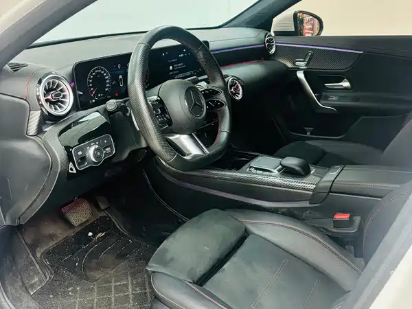 Mercedes-Benz A-Class 2024, фото 7