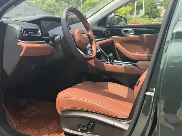Geely Emgrand 2026, фото 15