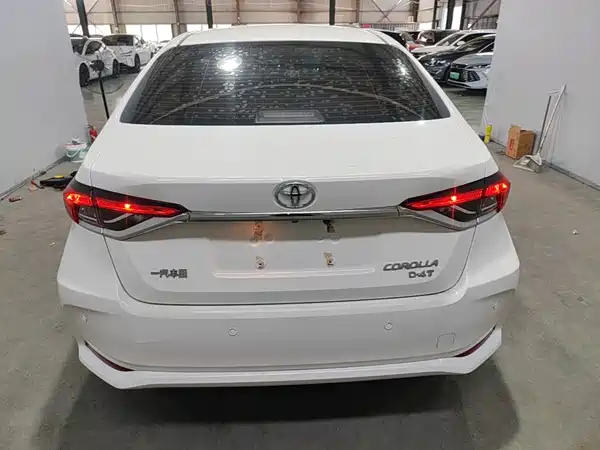 Toyota Corolla 2022, фото 5
