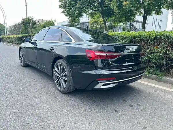 Audi A6L 2024, фото 3
