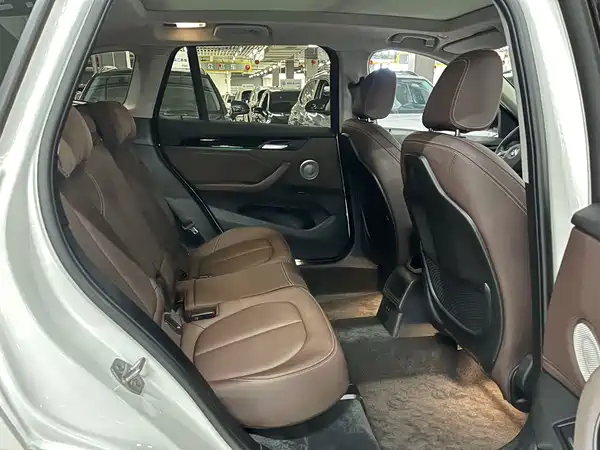 BMW X1 2022, фото 8
