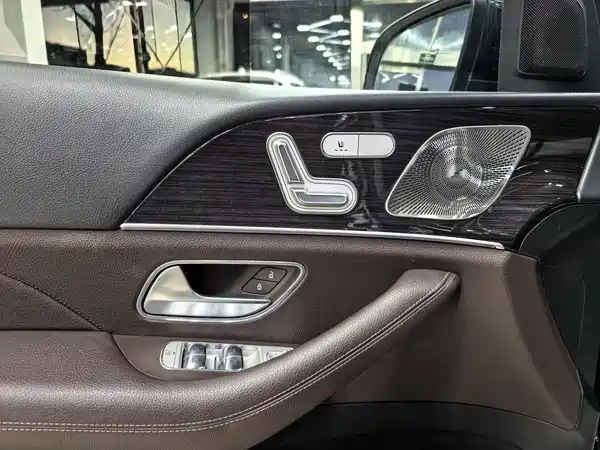 Mercedes-Benz GLE 2022, фото 7