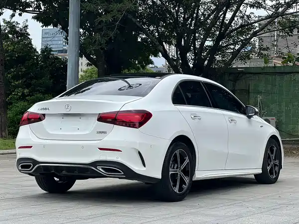 Mercedes-Benz A-Class 2024, фото 5