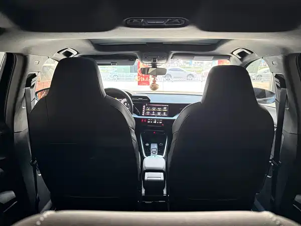 Audi A3 2023, фото 16