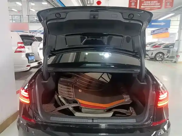 Volkswagen Passat 2025, фото 11