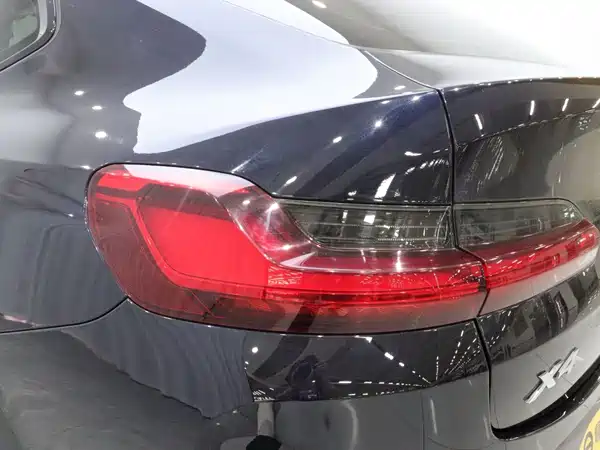 BMW X4 2022, фото 18