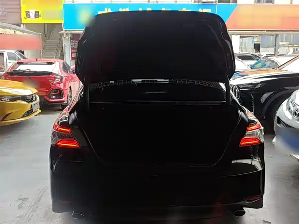 Toyota Camry 2021, фото 18