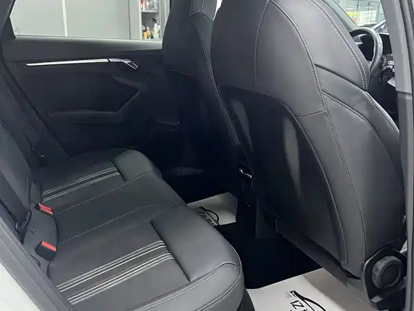Audi A3 2022, фото 11