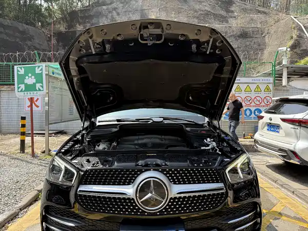 Mercedes-Benz GLE 2022, фото 18