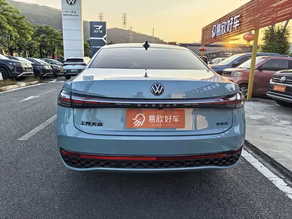 Volkswagen Passat 2025, фото 8
