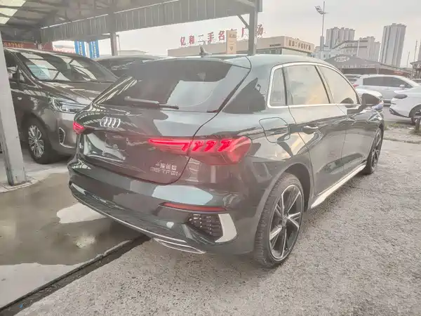 Audi A3 2024, фото 4