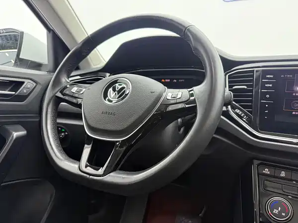 Volkswagen T-ROC 2022, фото 16