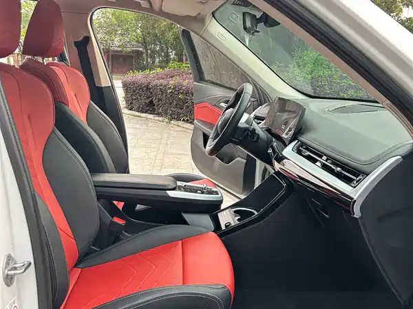 BMW X1 2024, фото 10