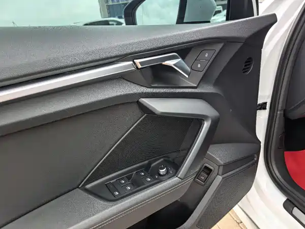 Audi A3 2022, фото 8