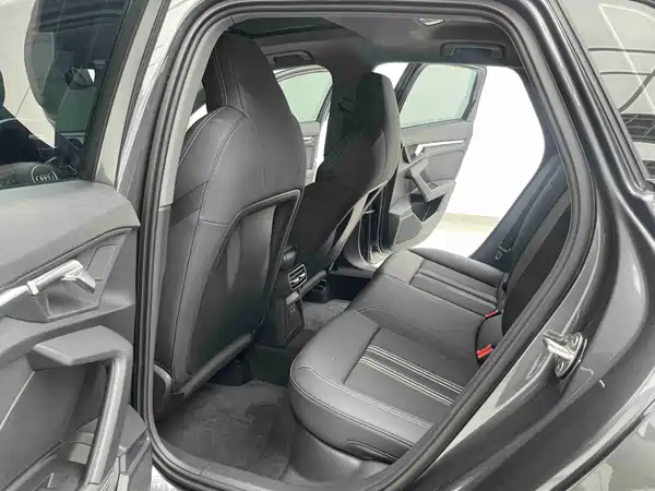 Audi A3 2022, фото 4