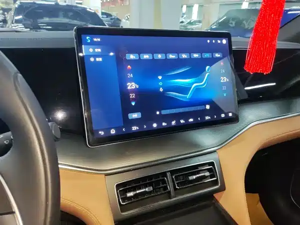 BYD Song L DM-i 2024, фото 13