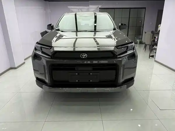 Toyota RAV4 2026, фото 2